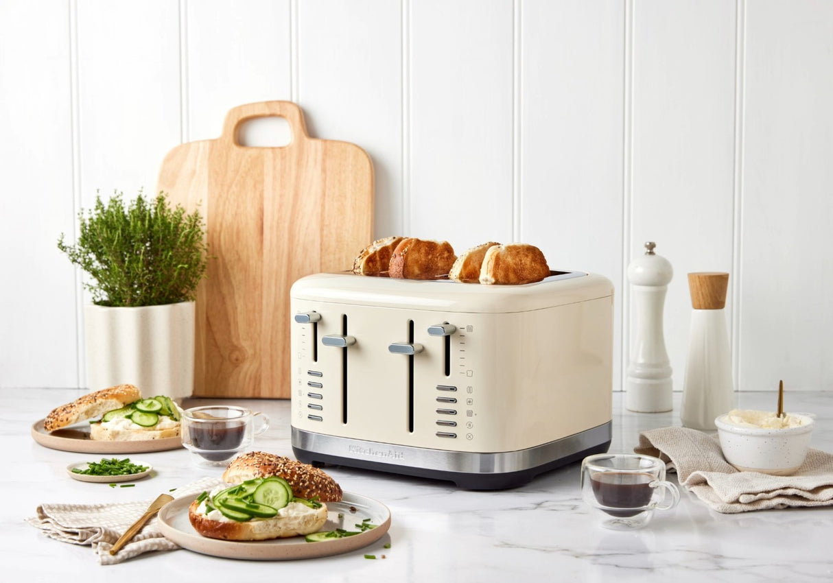 4 Slice Toaster - Kitchen Aid (Almond Cream)