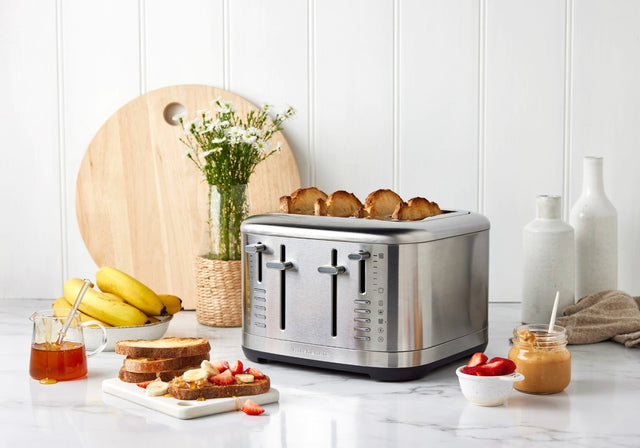 4 Slice KitchenAid toaster in stainless steel with extra-wide slots, 7 shade settings, high-lift lever, and removable crumb tray.