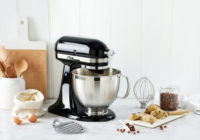 Artisan Tilt Head Stand Mixer in Onyx Black with 4.7L capacity, 10 speeds, 5 accessories, and stainless steel bowls.