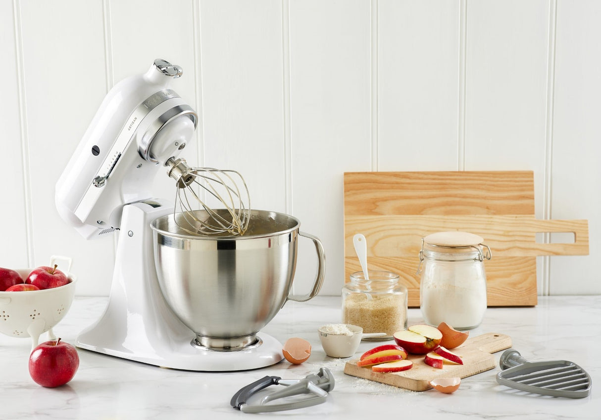 Artisan Tilt Head Stand Mixer KSM195 in gloss white with 4.7L capacity, 10 speeds, and five versatile accessories.