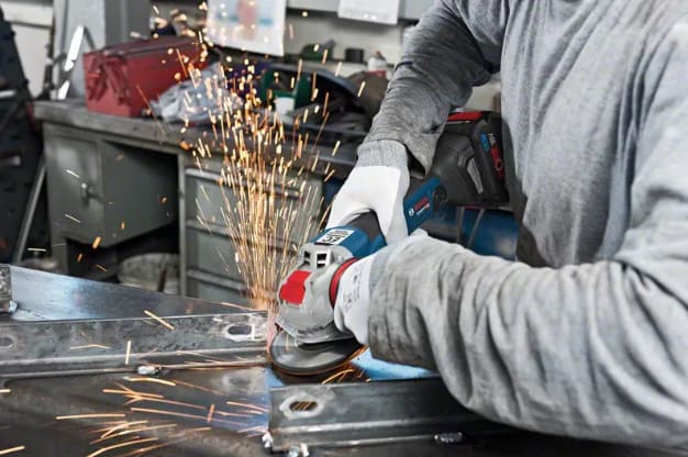 Bosch GWX 18V-10 C X-LOCK Angle Grinder 125mm (Cordless Skin Only)