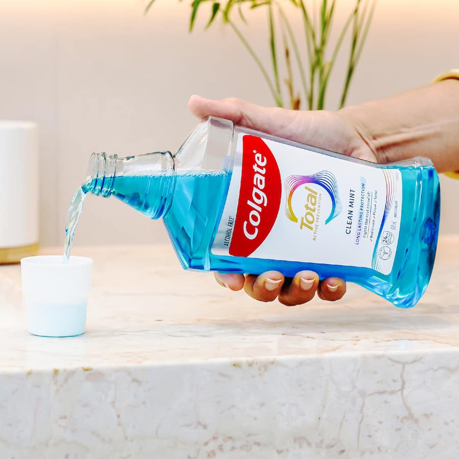Colgate Total Mouthwash Clean Mint Alcohol Free 500mL