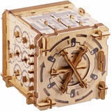 Escape Room in a Box - Cluebox Cambridge Labyrinth - Gaming Accessory