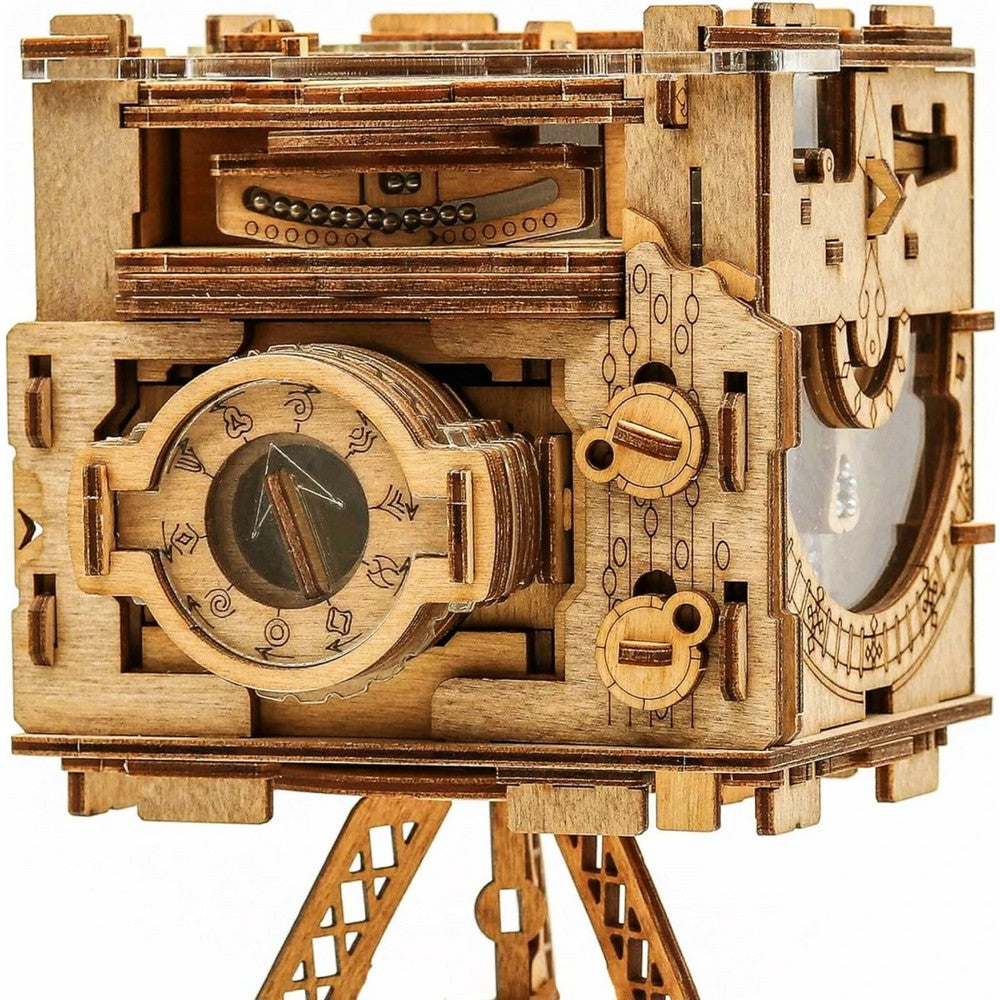 Escape Room in a Box - Cluebox Sherlock's Camera - Gaming Accessory
