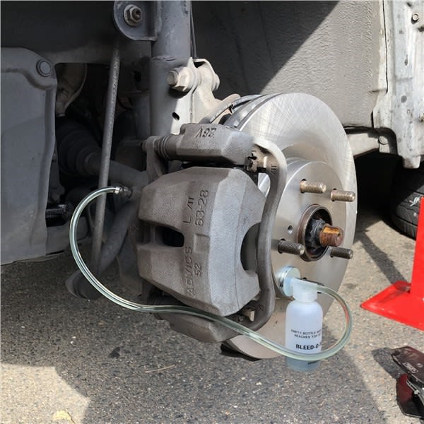 Toledo One-Man Brake Bleeder Kit