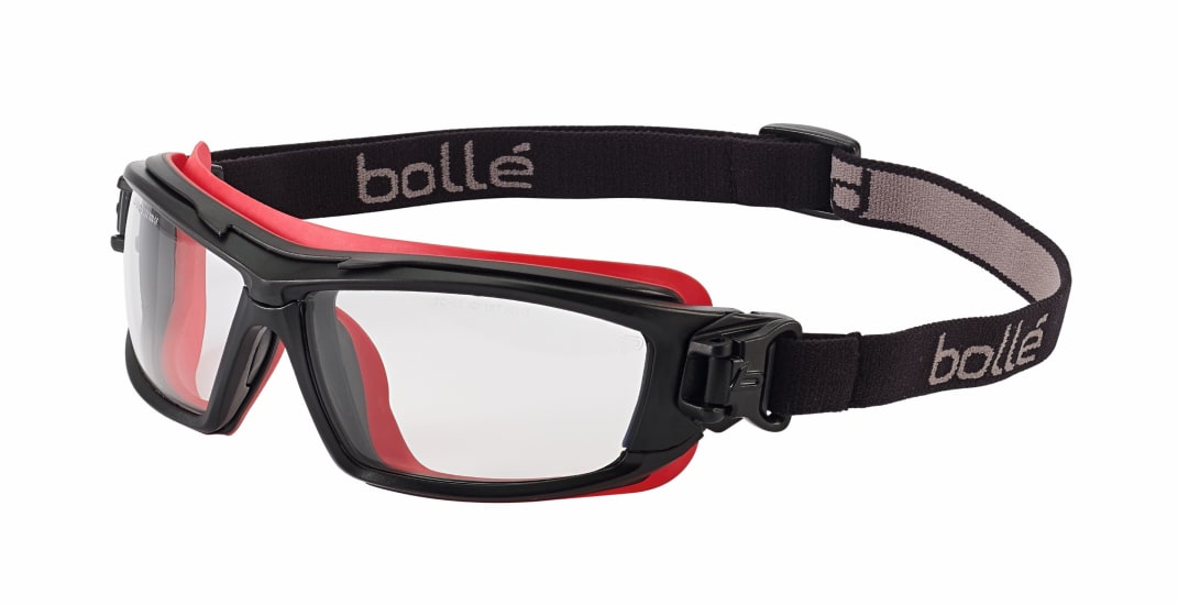 Box of 10 Bolle ULTIM8 safety goggles with clear lenses, anti-fog coating, and sealed foam for optimal eye protection.