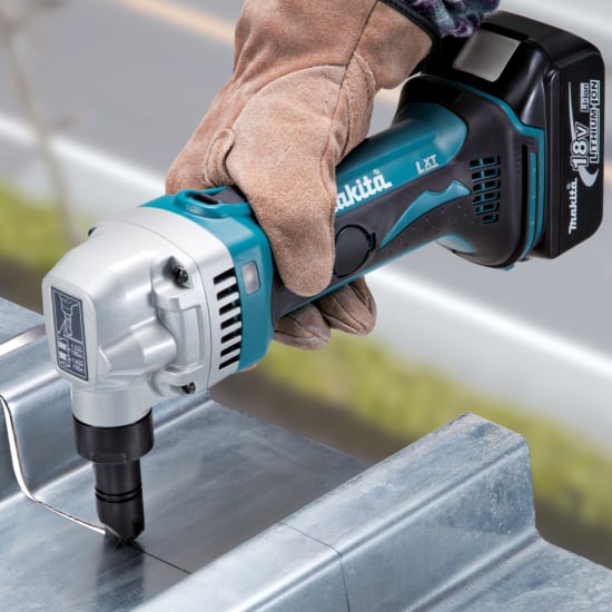 Makita 18V Nibbler DJN161Z (Each)