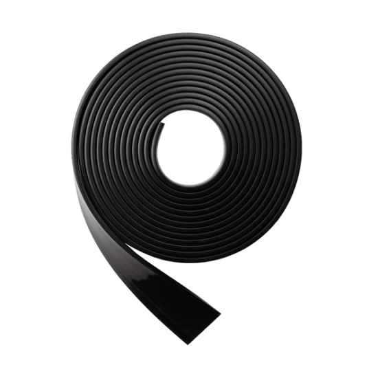 Milwaukee Anti-Splinter Strip for 1400mm Guide Rail, reduces splintering for clean, precise cuts in woodworking projects.