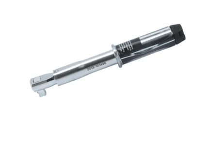 Sykes-Pickavant Torque Wrench 20Nm-3/8" with ergonomic grip, large dual scale, rapid adjustment, and Timestrip recalibration reminder.