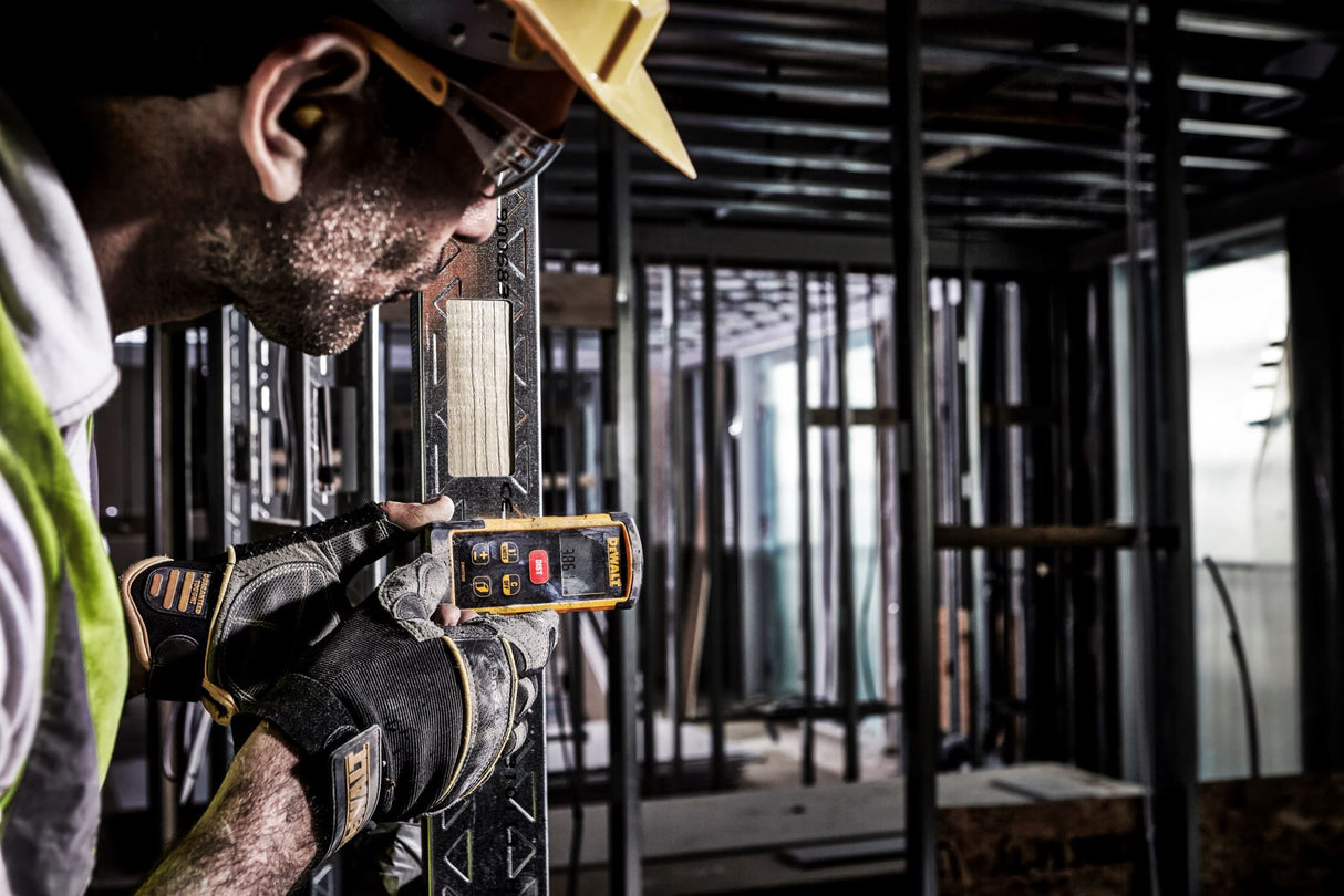 DeWalt Laser Distance Measure 50m