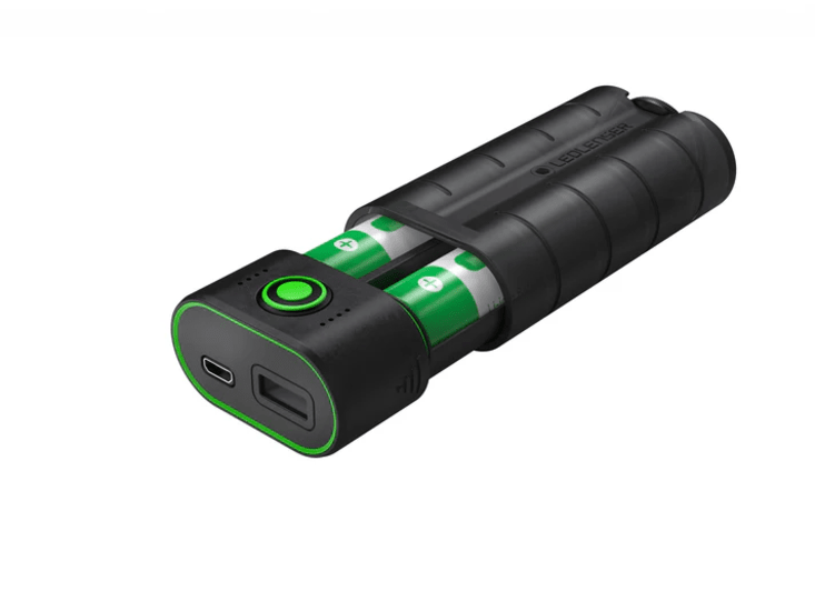 Compact Ledlenser Flex7 Powerbank with 6800mAh capacity, IP65 water-resistant, includes 2 x 18650 batteries and USB-C cable.