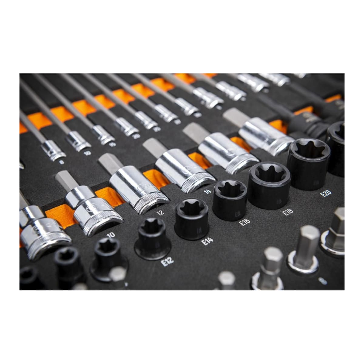 GearWrench Metric Bit Socket Set in EVA Tray 514 x 341 x 31mm 74 (Piece)