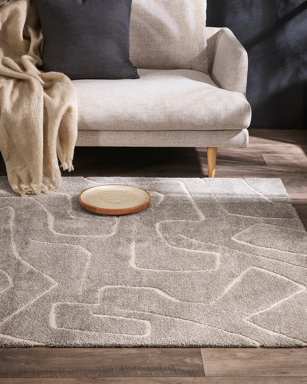 Floor Rug - Lumiere Labyrinth Silver (160 x 230cm) - OLLO