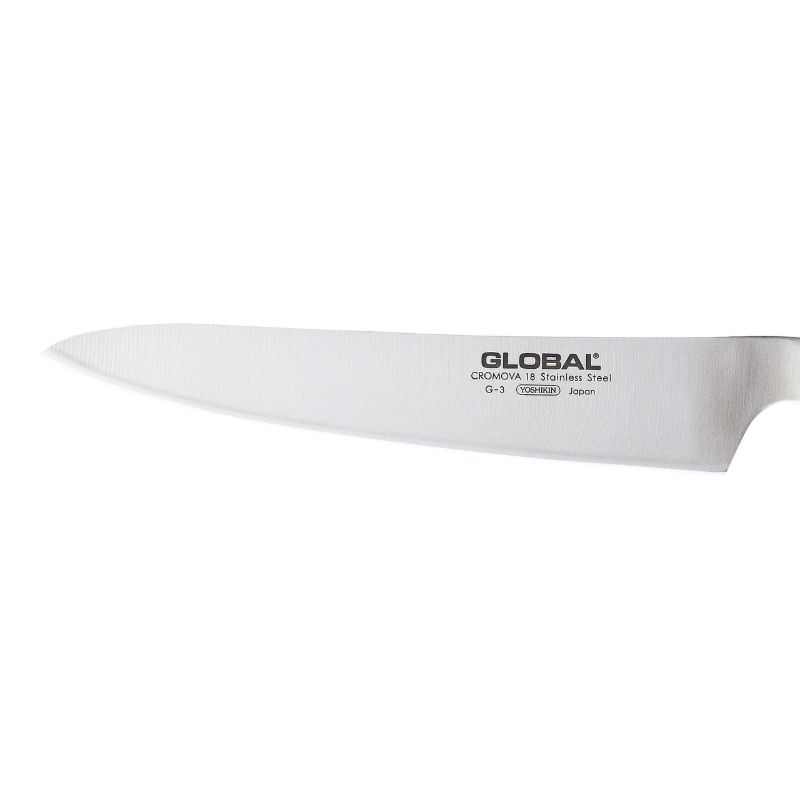 Global Classic 21cm Carving Knife with a razor-sharp, rust-resistant blade for precise slicing of meats and poultry.