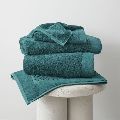 Teal bamboo hand towel, 700gsm, eco-friendly with anti-bacterial properties, soft for sensitive skin, 46 x 76cm.