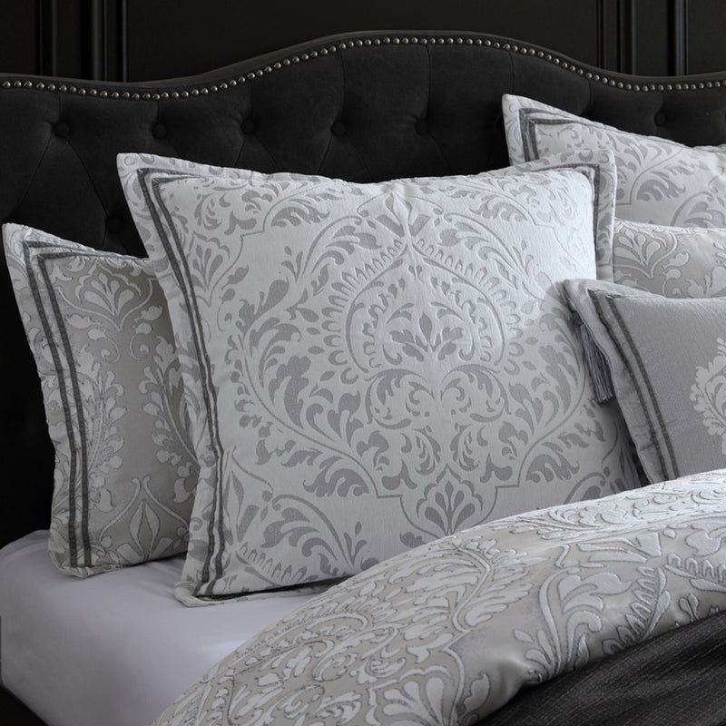 Queen Duvet Cover Set - Alexander Silver by Davinci