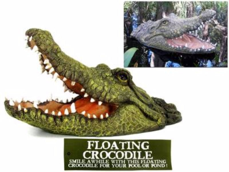 Realistic 46cm floating croc head, perfect for pool decor and outdoor parties, adding excitement to aquatic adventures.