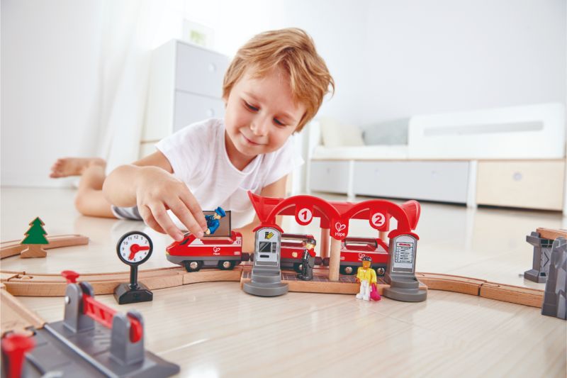 Hape Busy City Rail Set