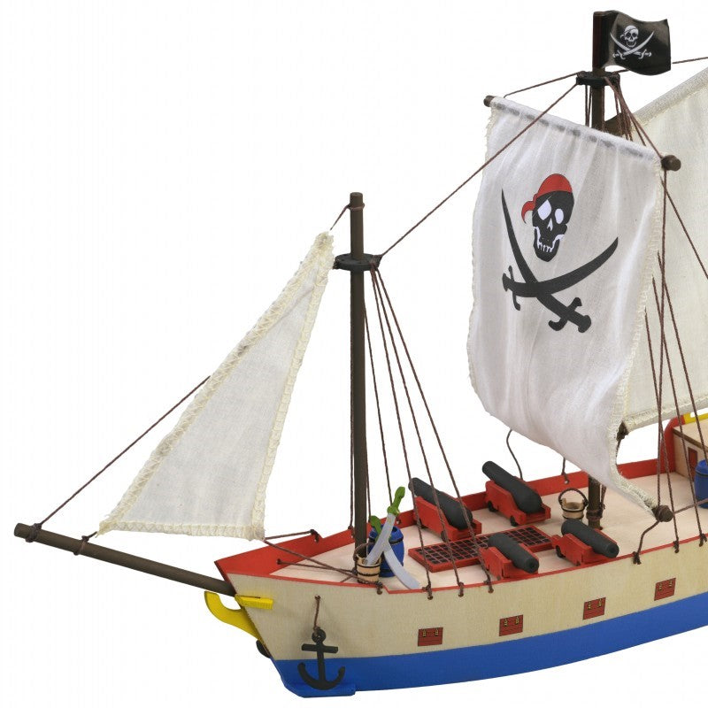Wooden Ship & Fittings - Art & Kids: PirateShip w/paint