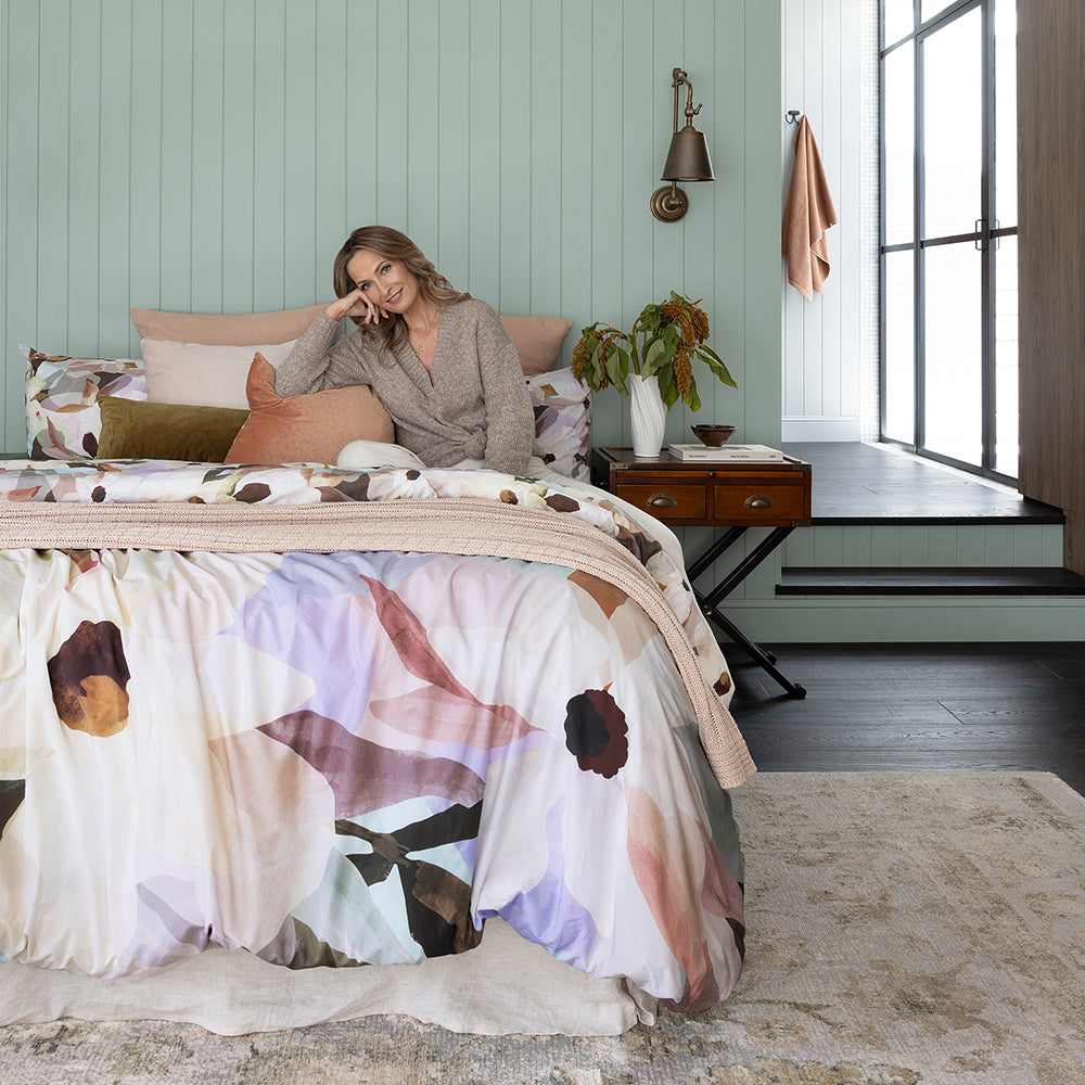 Ambrosia Quilt / Duvet Cover Set Queen