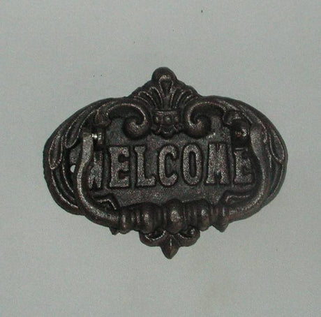 Iron door knocker with 'Welcome' design, measuring 17cm x 14cm, combines style and durability for any entrance.