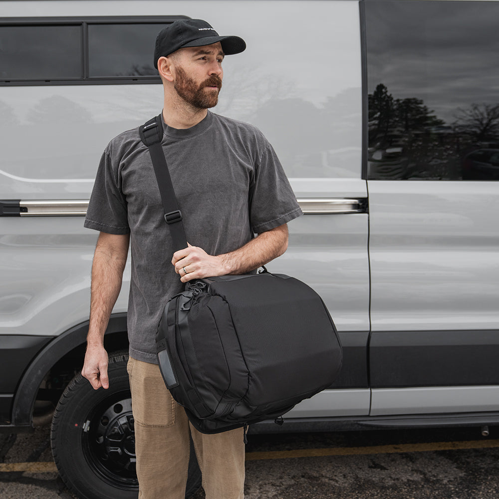 WANDRD CARRYALL DUFFEL 40L BLACK