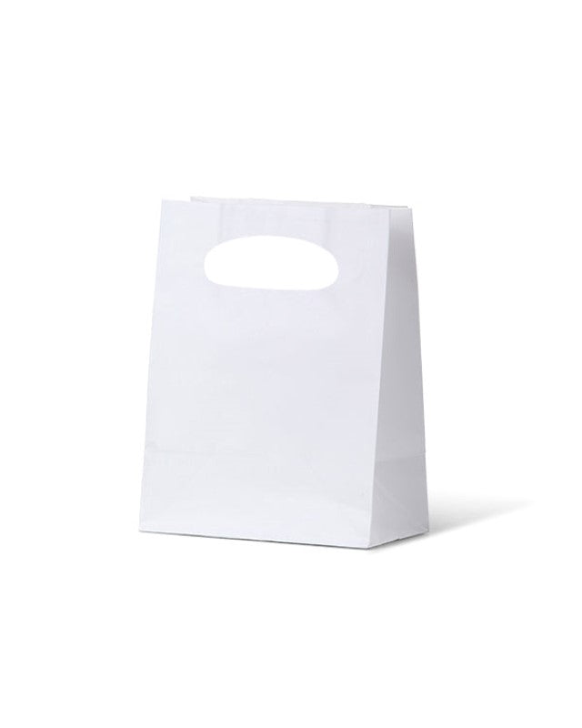 White kraft bags for baby celebrations, sturdy and stylish, perfect for gifts and party favors, 200 per carton.