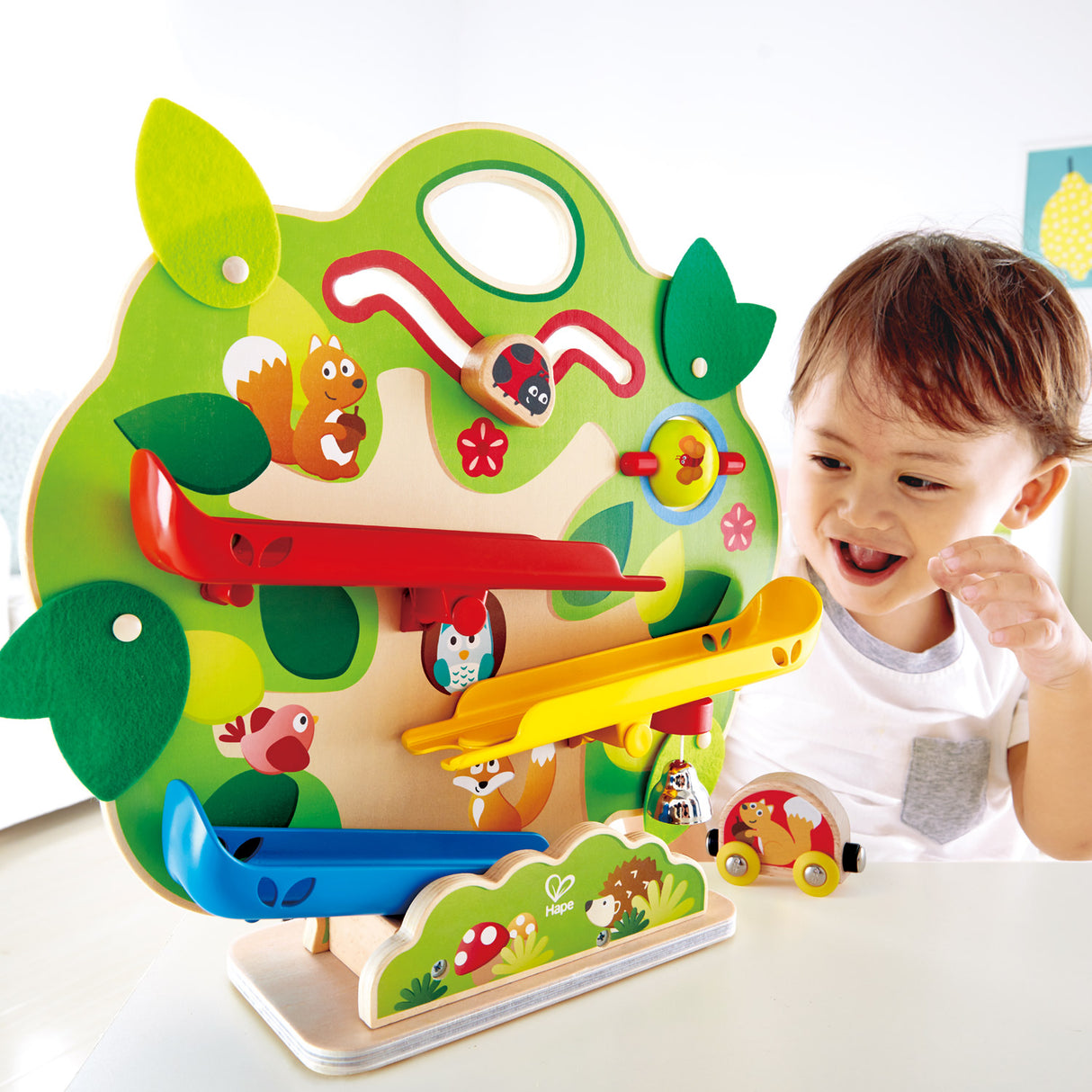 Hape - Nutty Squirrel Railway