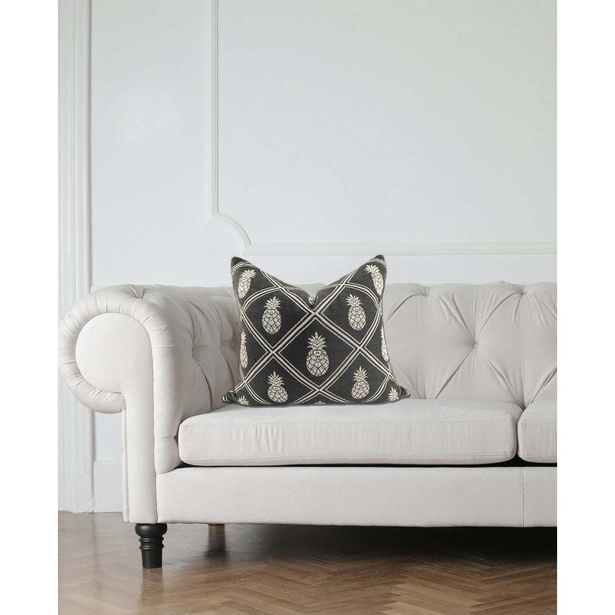 CUSHION COVER - PINEAPPLE - DARK GREY / NATURAL -  550x550