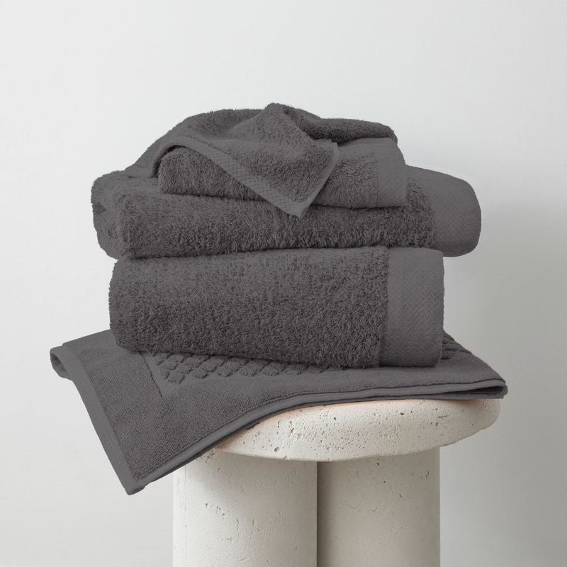 Eco-friendly plum charcoal bamboo hand towel, soft and highly absorbent at 700gsm, perfect for sensitive skin.