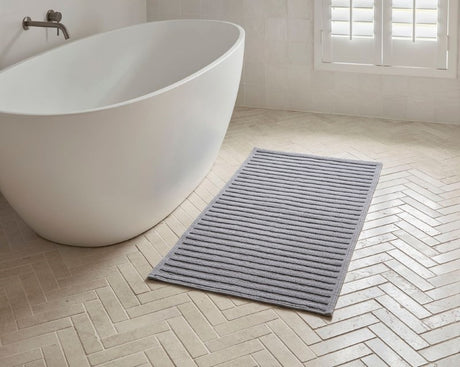 Luxurious magnetic grey double bath mat in striped texture, made of soft 100% cotton (60 x 120cm) by BAKSANA.