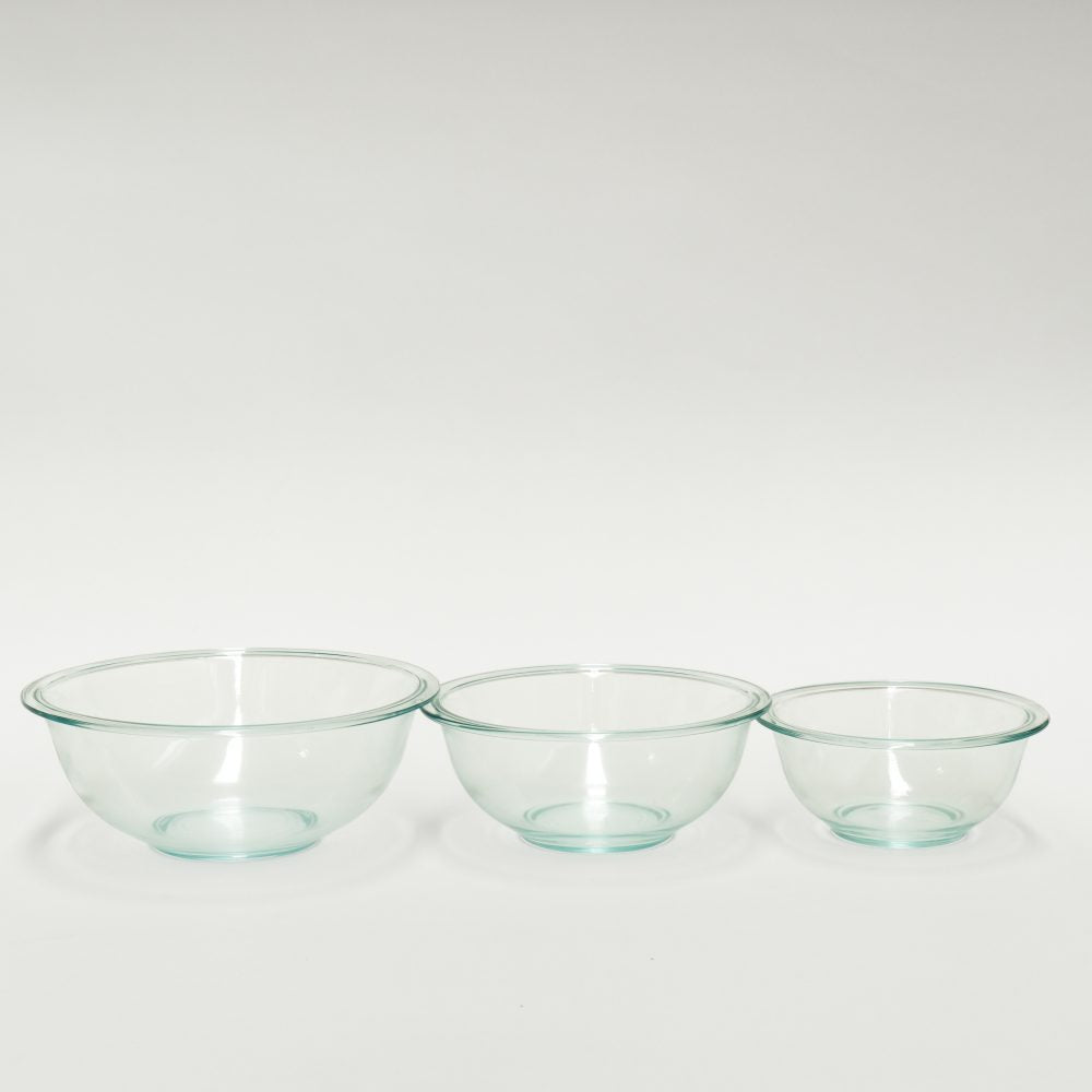 Pyrex Glass Mixing Bowls - 3 Piece