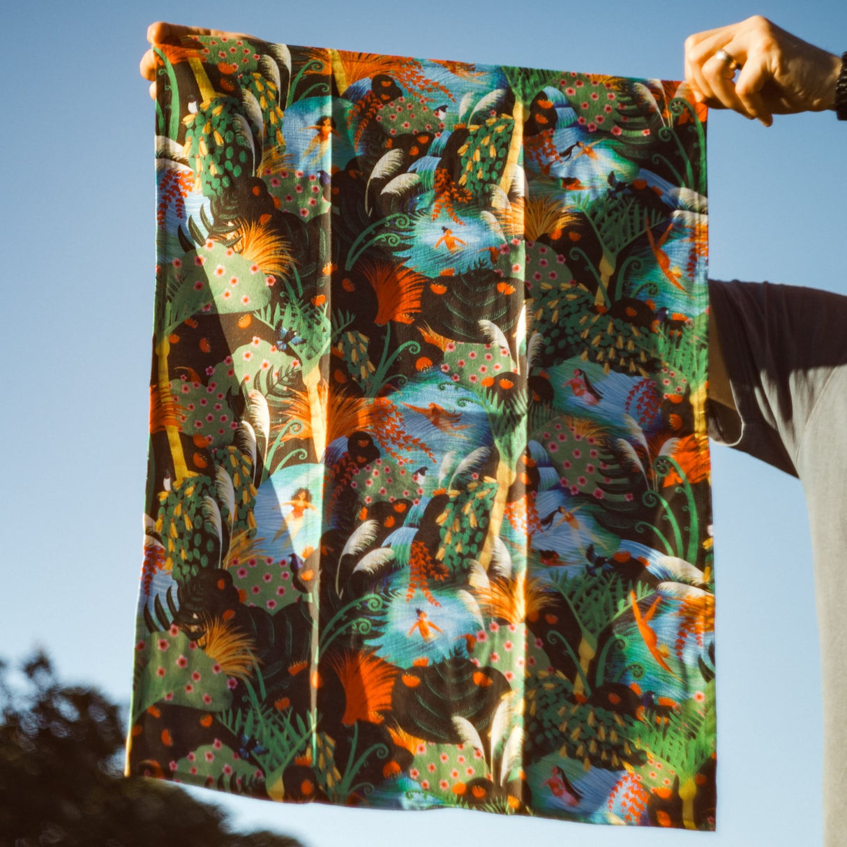 Moana Road - W?hine in Water - Tea Towel - Wahine in Water