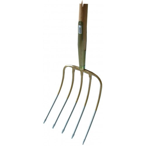 5-prong manure fork with 4-1/2 ft FSC-certified ash handle, designed for efficient lifting and spreading of manure.