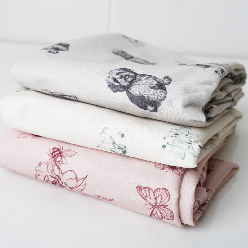 Moose Mess Mat - Flowers (120cm)