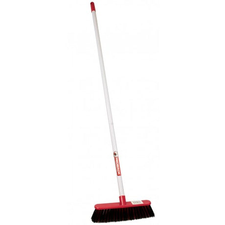 Lightweight indoor broom with a 30cm head and durable 118cm metal handle, designed for efficient and easy cleaning.