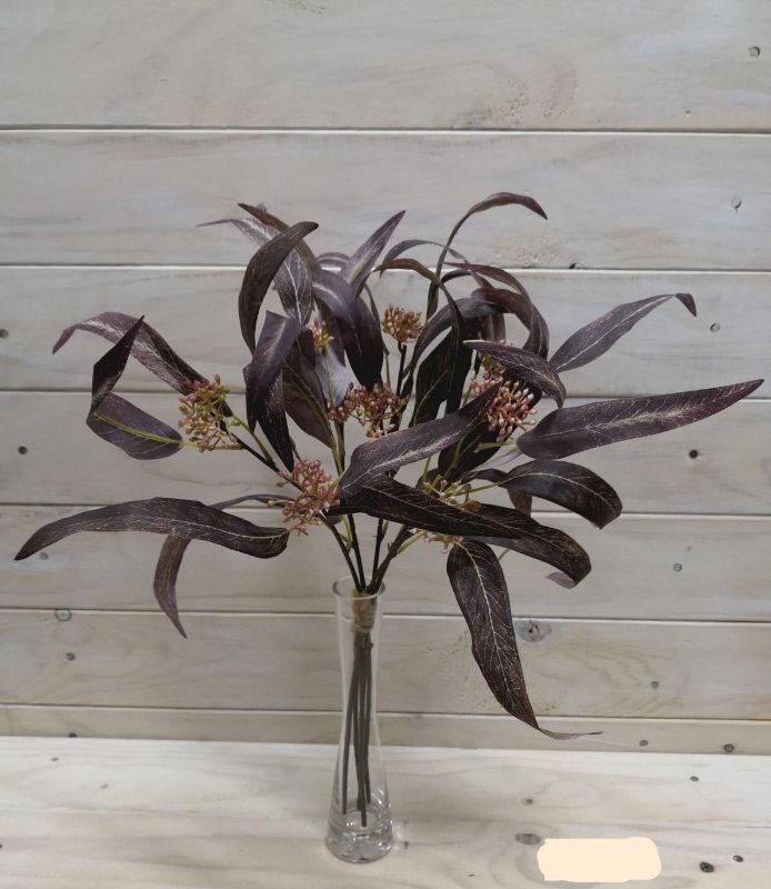 Needle Eucalyptus Bundle (Burgundy)