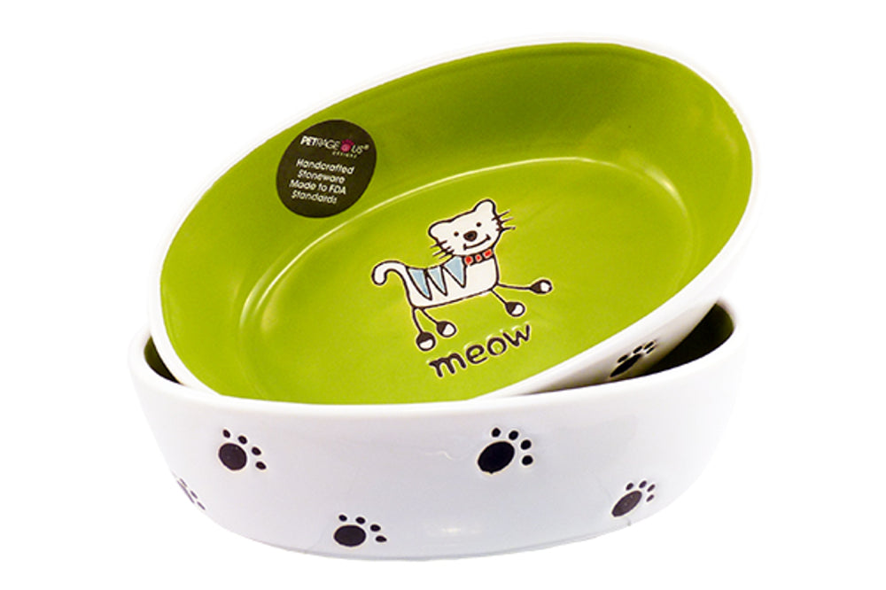 Ceramic oval cat bowl in green, 16cm size with 500mL capacity, designed for playful feeding.