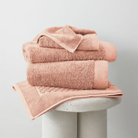 Eco-friendly Bamboo Bath Mat in Cameo Rose, 51x76cm, soft, absorbent, and ideal for sensitive skin.