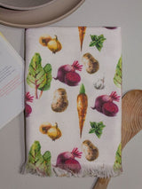 Vibrant printed kitchen towel featuring mixed vegetables, 100% cotton with terry reverse, OEKO-TEX certified, 50 x 75 cm.