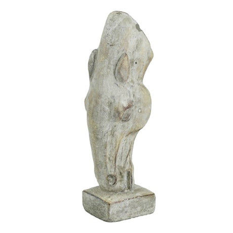 Cement horse statue showcasing detailed craftsmanship, evoking elegance and strength for stylish indoor or outdoor decor.