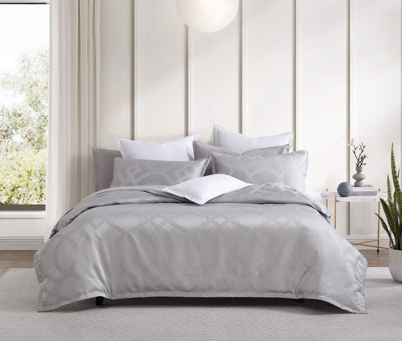 Super King Duvet Cover Set - Seville Silver by Logan and Mason Platinum