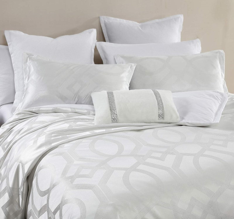 Super King Duvet Cover Set - Seville Snow by Logan and Mason Platinum