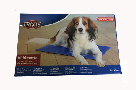 Dog cooling mat (50 x 40cm) for regulating body temperature, reusable, easy to clean, ideal for hot weather use in various settings.