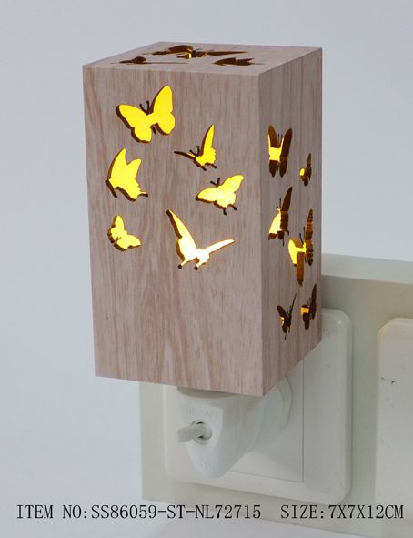 Compact LED night light with a starlight design, measuring 7x7x10cm, perfect for creating a calming ambiance.