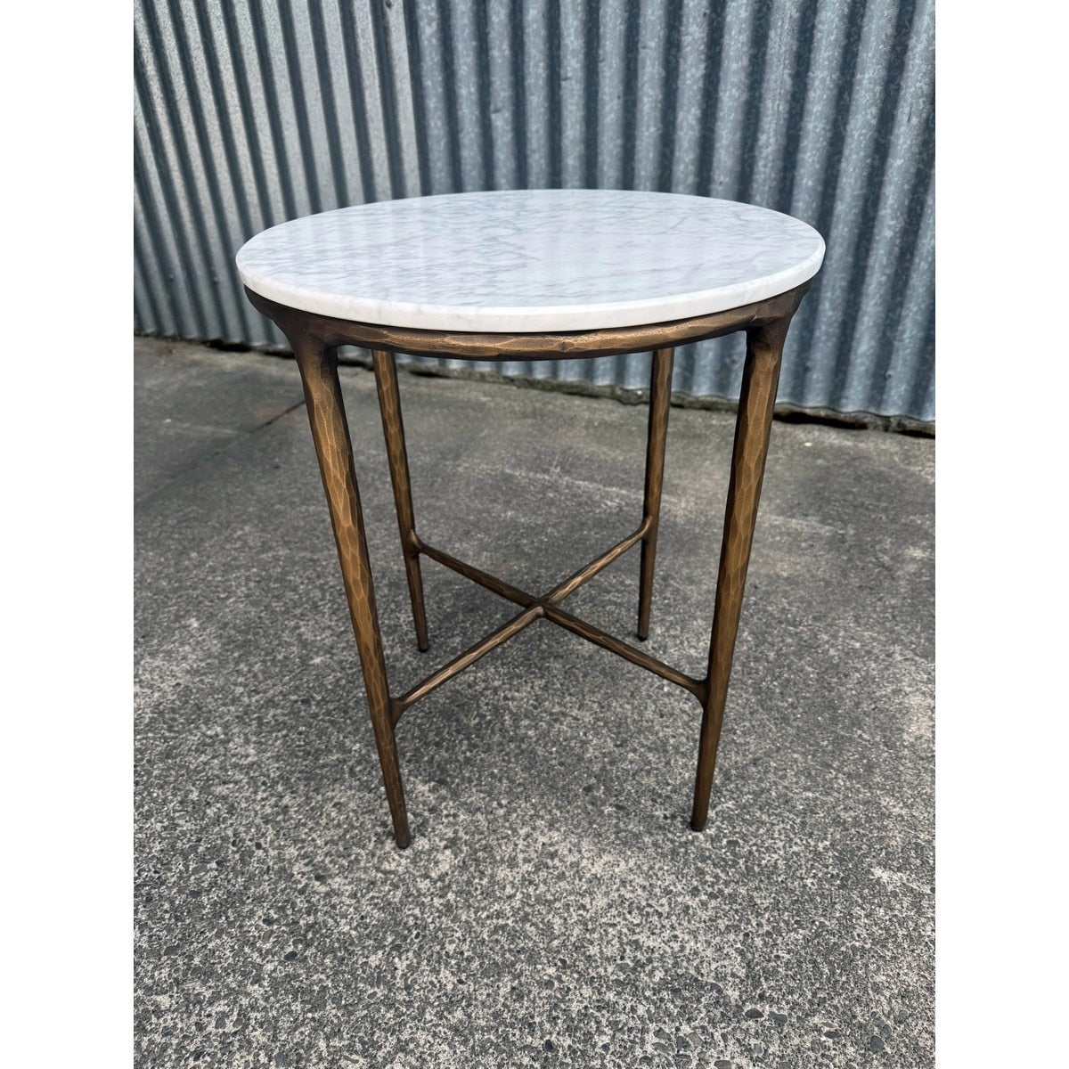 SIDE TABLE - WHITE MARBLE/IRON (45 x 45 x 55cm)