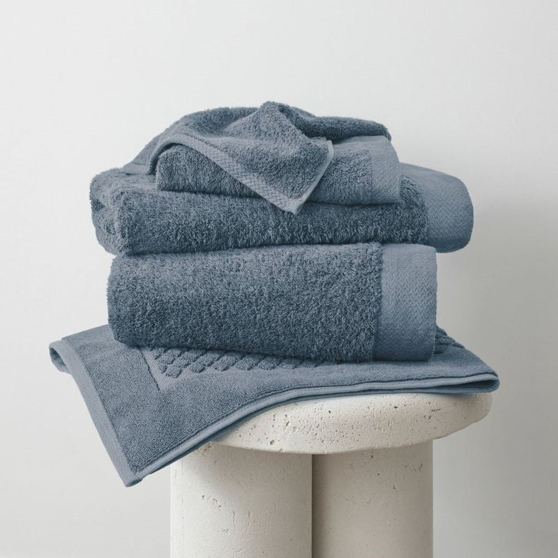 Eco-friendly blue stone bamboo hand towel (46 x 76cm), super absorbent, soft, and ideal for sensitive skin.