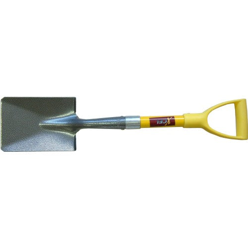 Durable Trunk Buddy Shovel with a fiberglass handle and square mouth steel blade, perfect for gardening and outdoor activities.