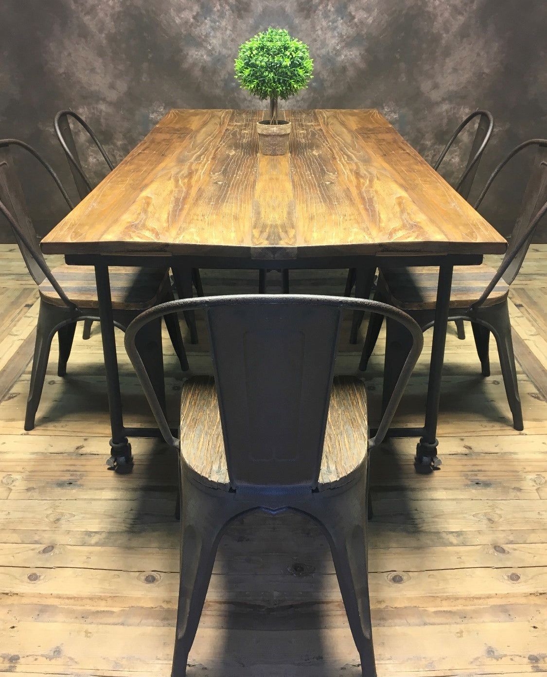 Dinning Table - Industrial Look