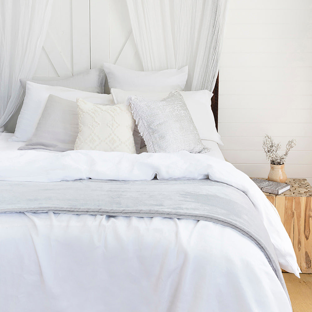 Super King Ultraplush Blanket Silver- Bambury